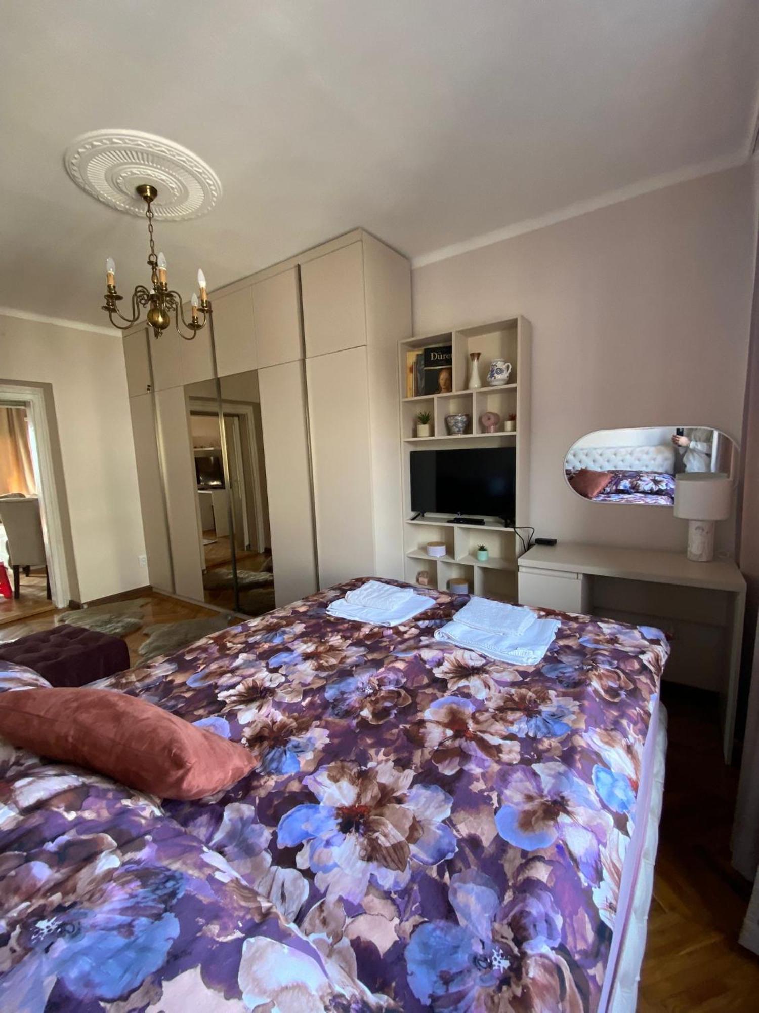 Apartment Wellness เบลเกรด ภายนอก รูปภาพ